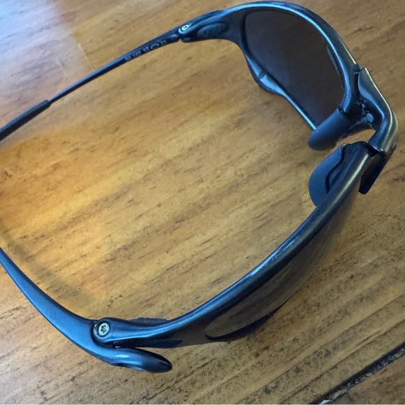 Oakley Juliet X Metal Carbon Sunglasses, Black Iridium Polarized - Picture 9 of 13